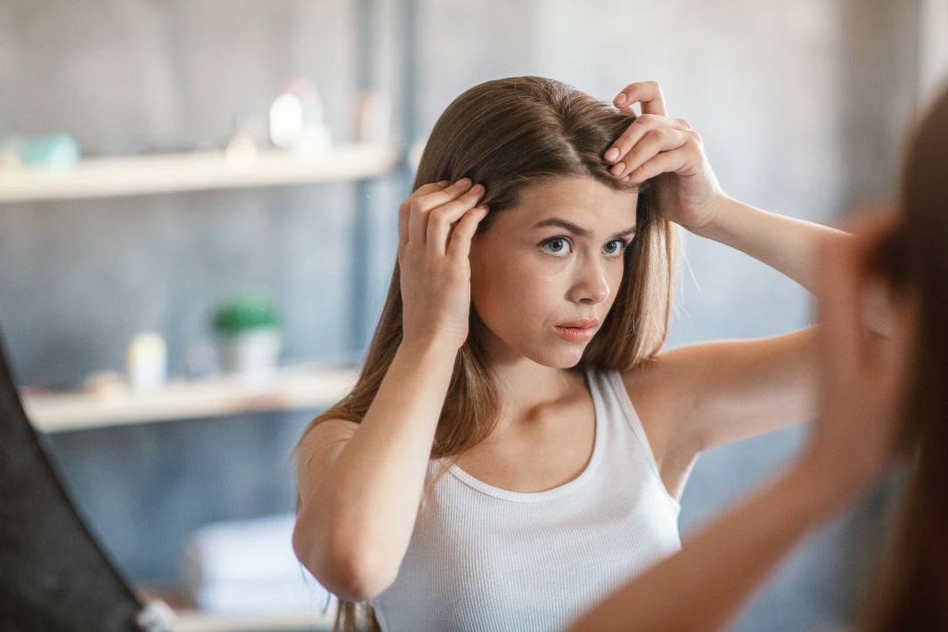El uso de la biotina para combatir la caída del pelo