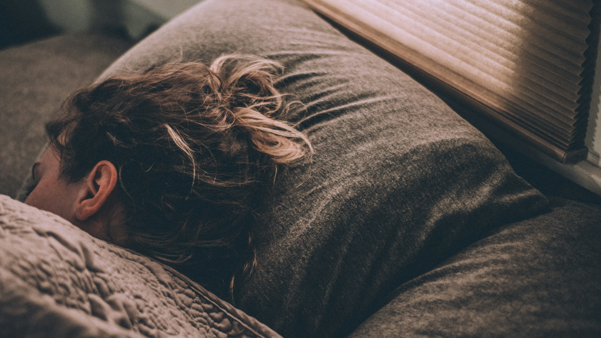 Cómo dormir bien y conseguir un descanso reparador